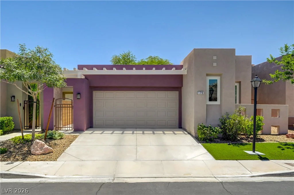 179 Staten Island, Las Vegas, NV 89123
