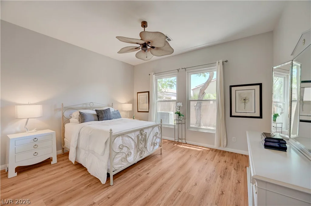 179 Staten Island, Las Vegas, NV 89123
