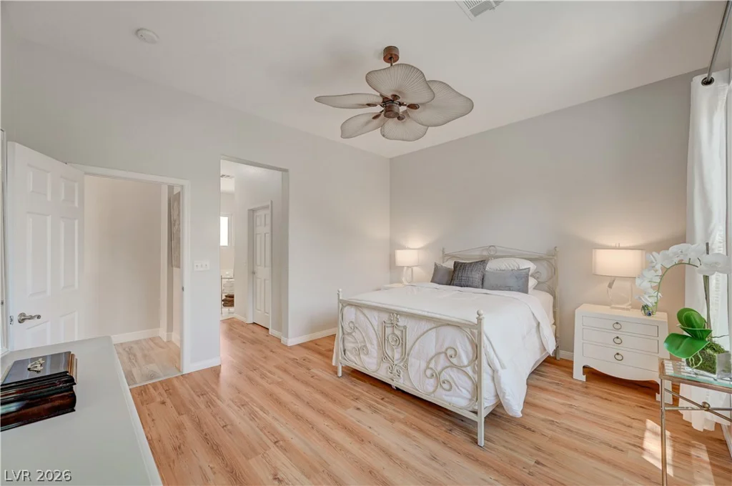 179 Staten Island, Las Vegas, NV 89123