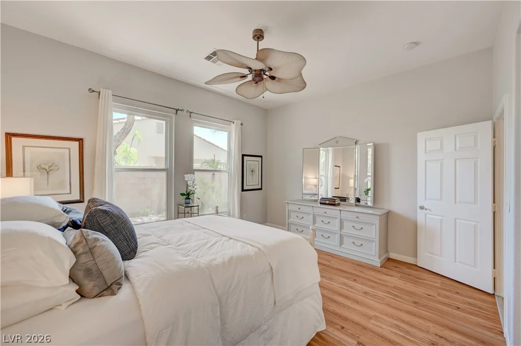 179 Staten Island, Las Vegas, NV 89123