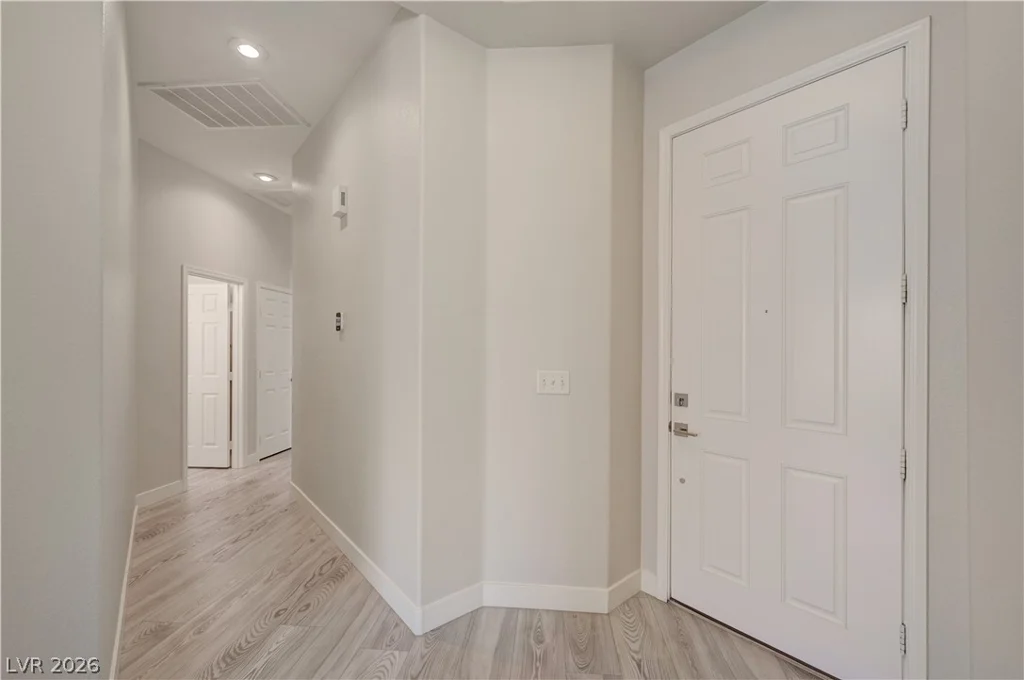 179 Staten Island, Las Vegas, NV 89123