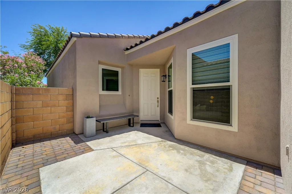 179 Staten Island, Las Vegas, NV 89123