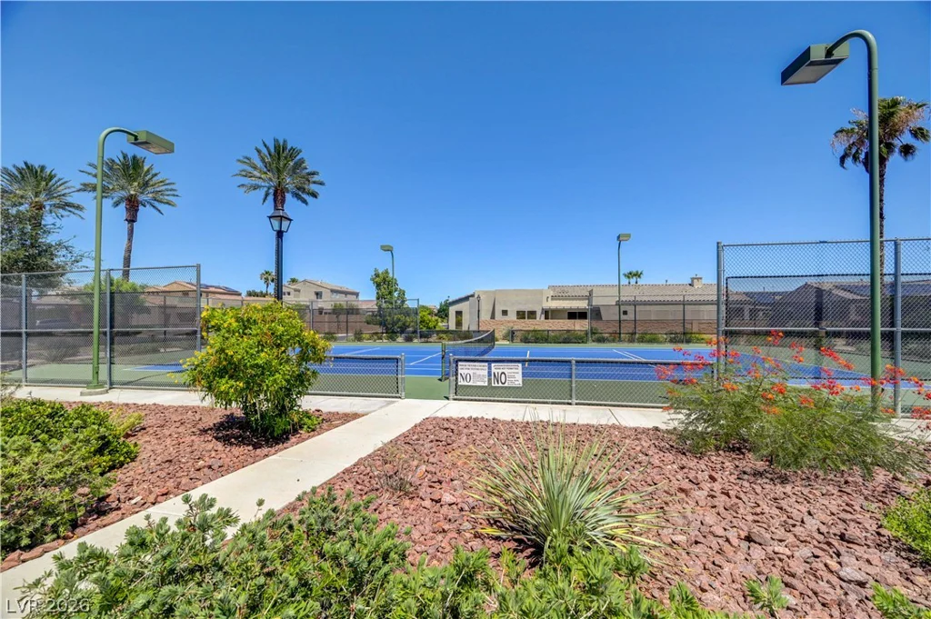 179 Staten Island, Las Vegas, NV 89123