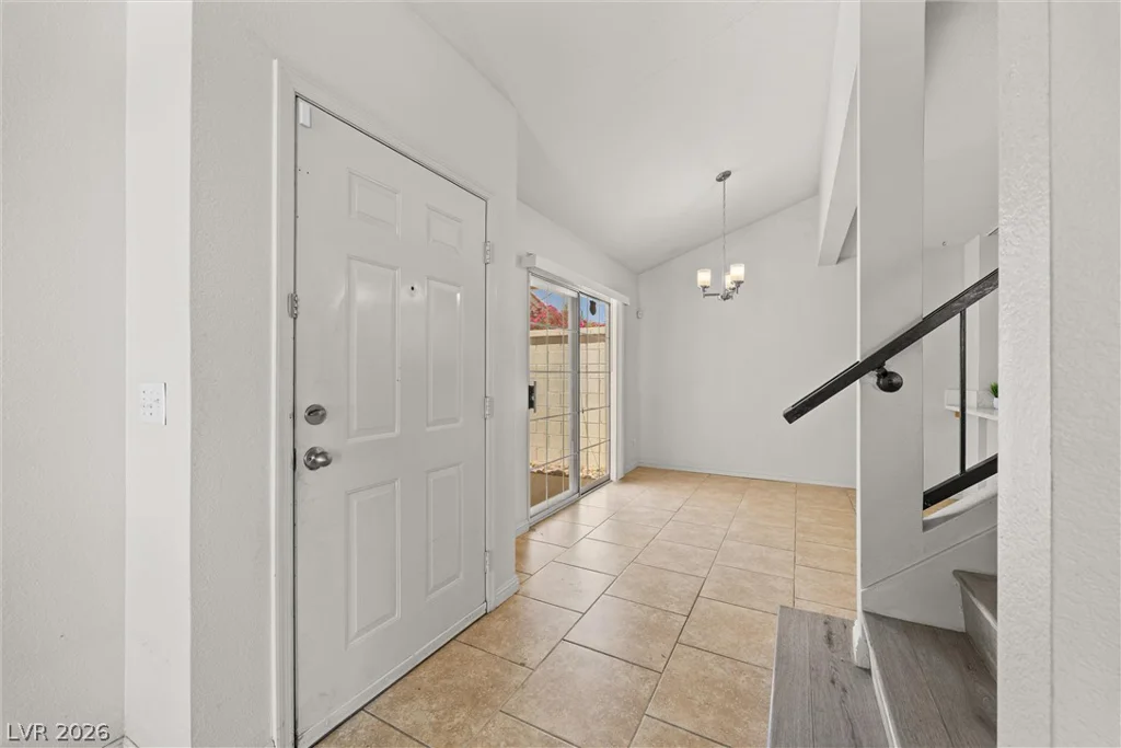 7912 Laurena, Las Vegas, NV 89147