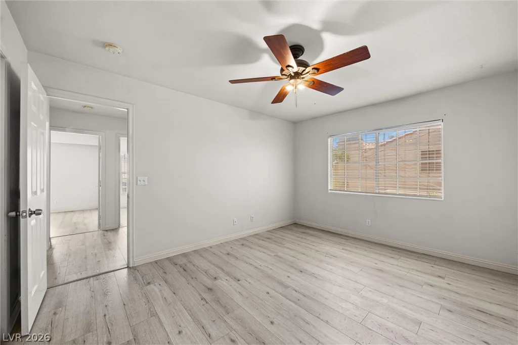 7912 Laurena, Las Vegas, NV 89147