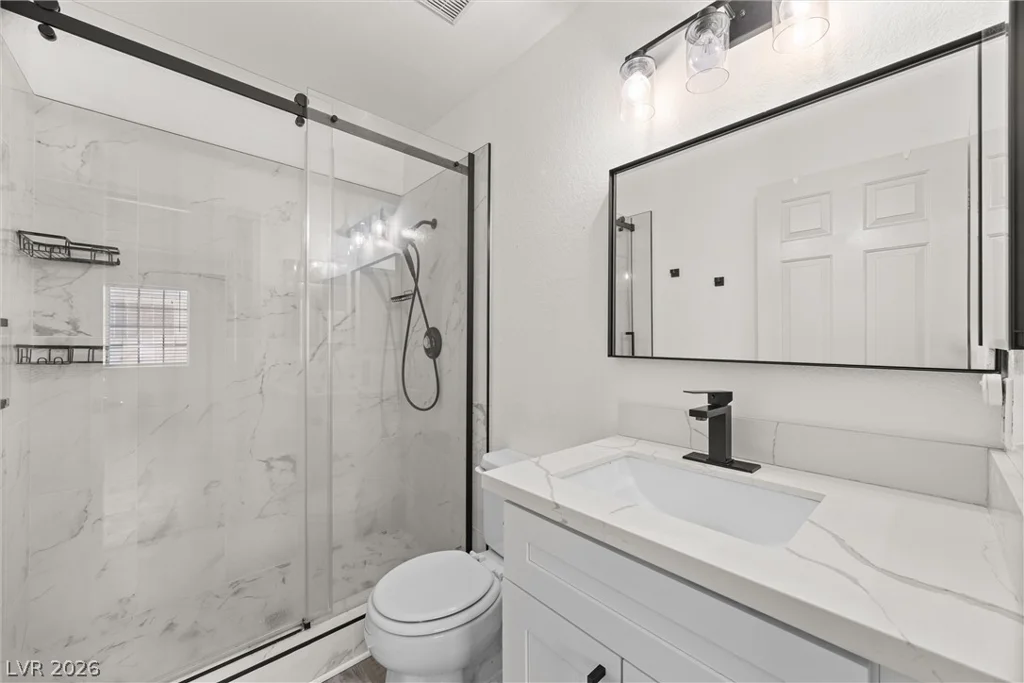 7912 Laurena, Las Vegas, NV 89147
