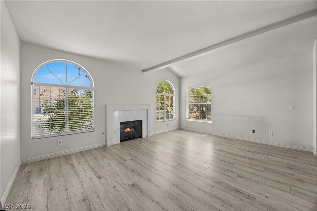 7912 Laurena, Las Vegas, NV 89147