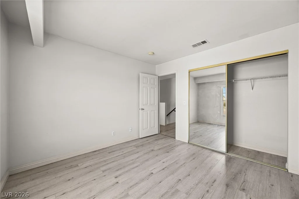 7912 Laurena, Las Vegas, NV 89147