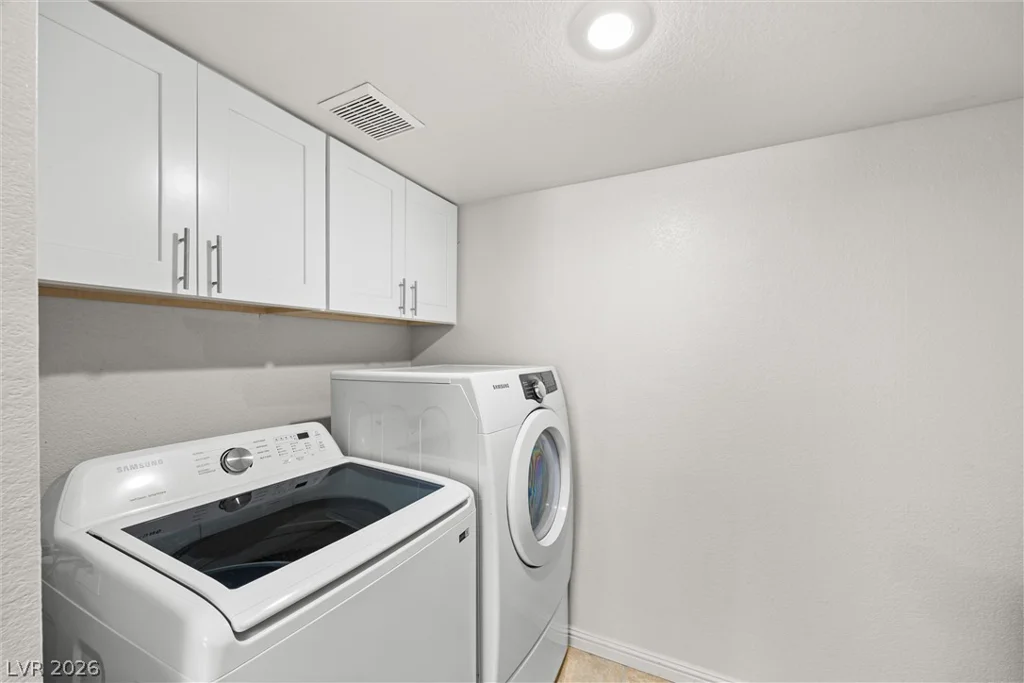 7912 Laurena, Las Vegas, NV 89147