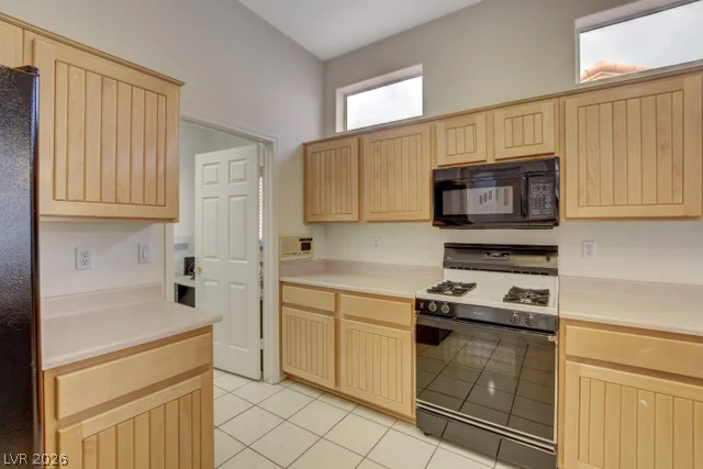10045 Netherton, Las Vegas, NV 89134