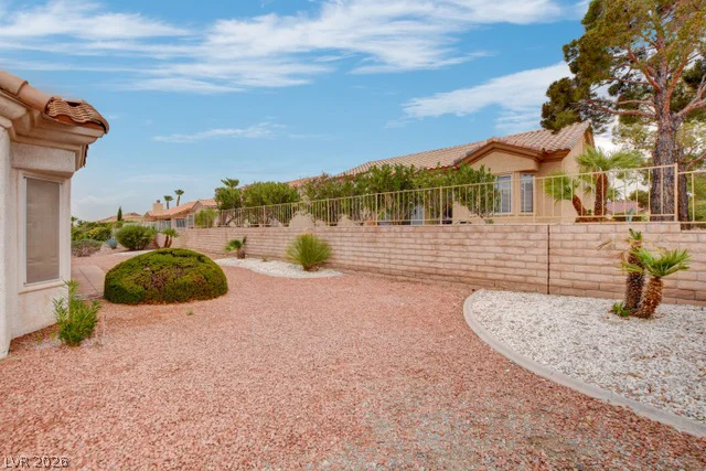 10045 Netherton, Las Vegas, NV 89134