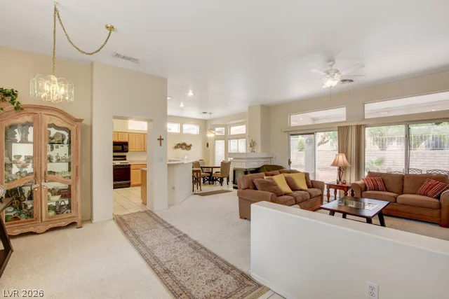 10045 Netherton, Las Vegas, NV 89134