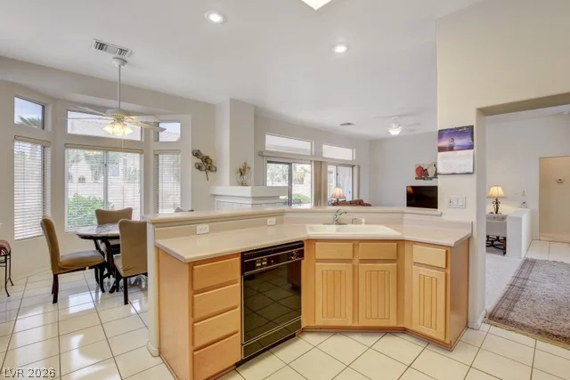 10045 Netherton, Las Vegas, NV 89134
