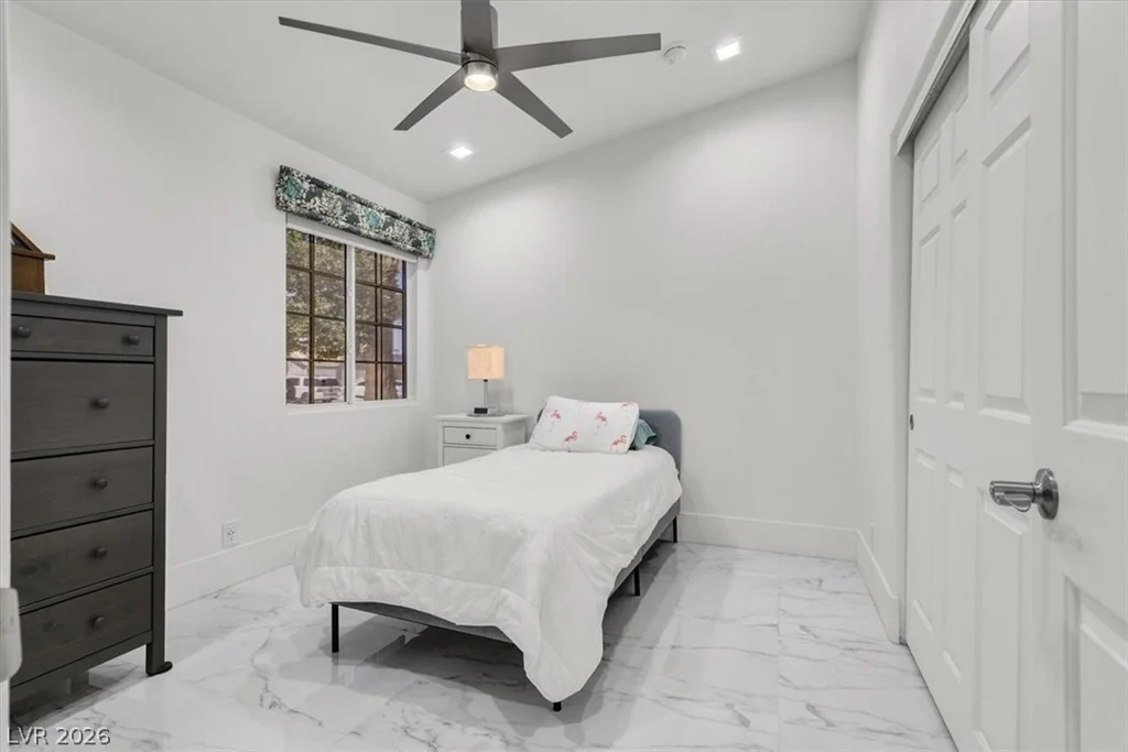 5801 Sunny Orchard, Las Vegas, NV 89110