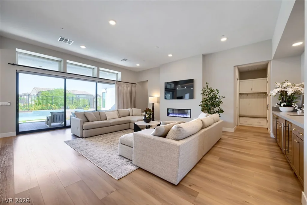 12167 Canyon Sunset, Las Vegas, NV 89138