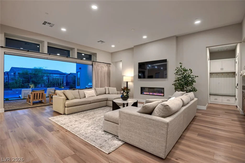 12167 Canyon Sunset, Las Vegas, NV 89138