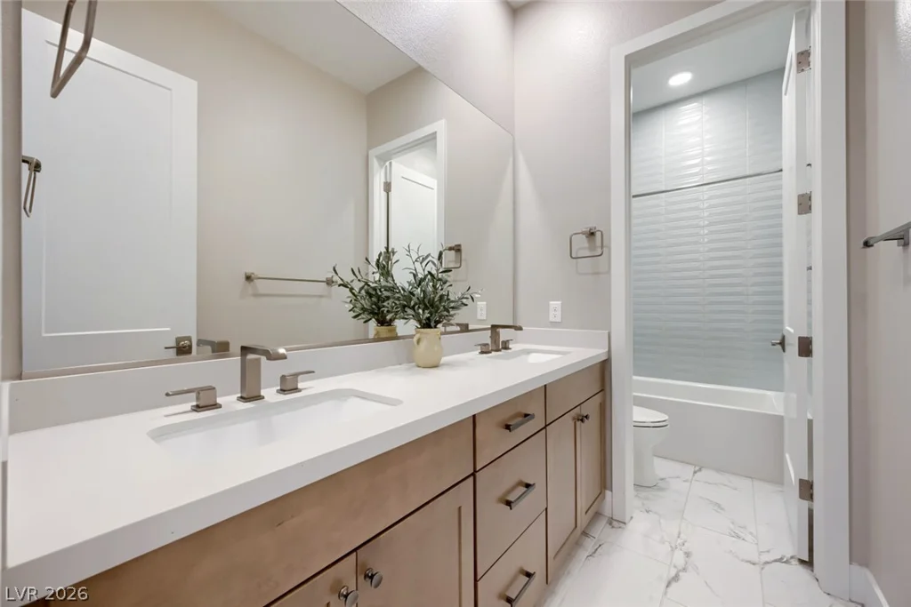 12167 Canyon Sunset, Las Vegas, NV 89138