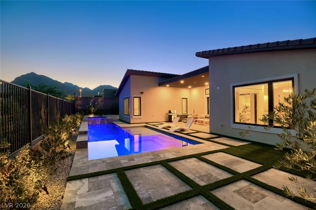 12167 Canyon Sunset, Las Vegas, NV 89138