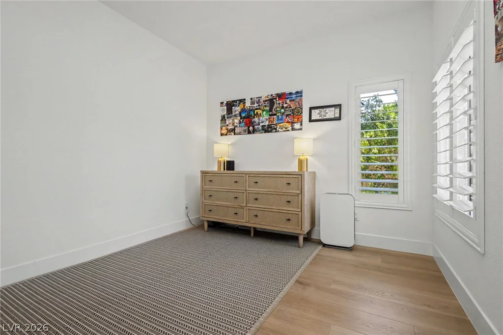 251 Green Valley, Henderson, NV 89012