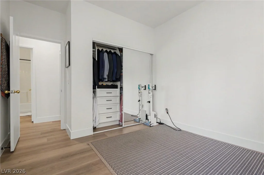 251 Green Valley, Henderson, NV 89012