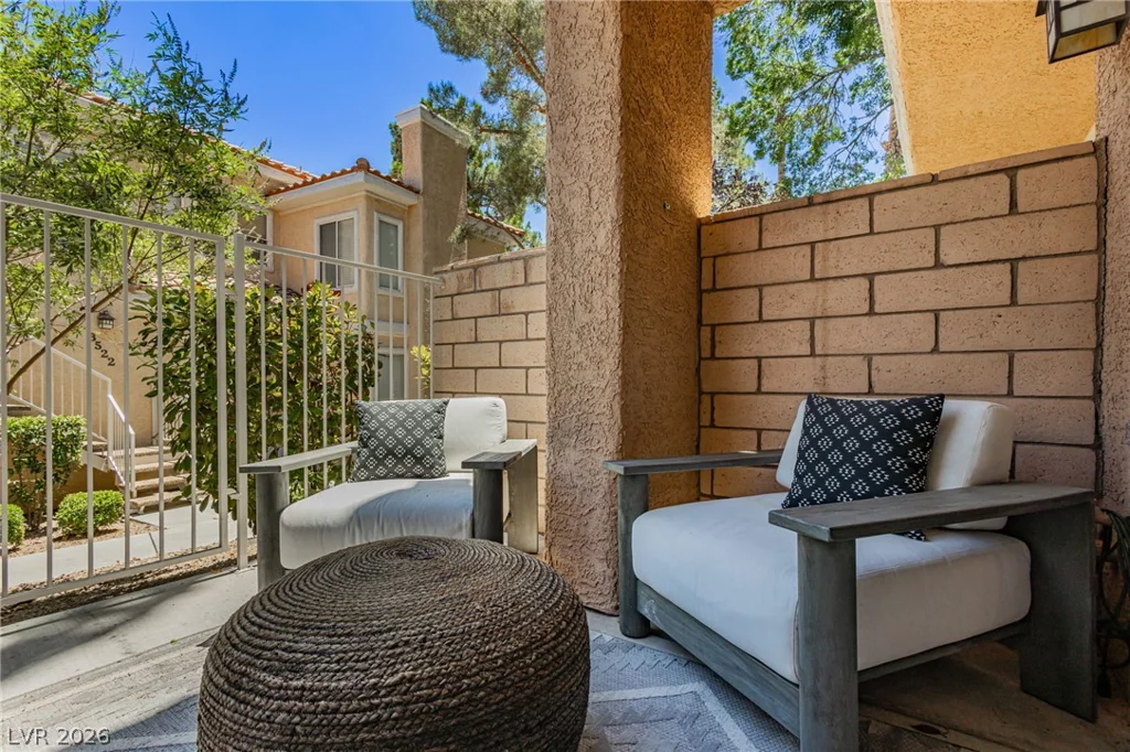 251 Green Valley, Henderson, NV 89012