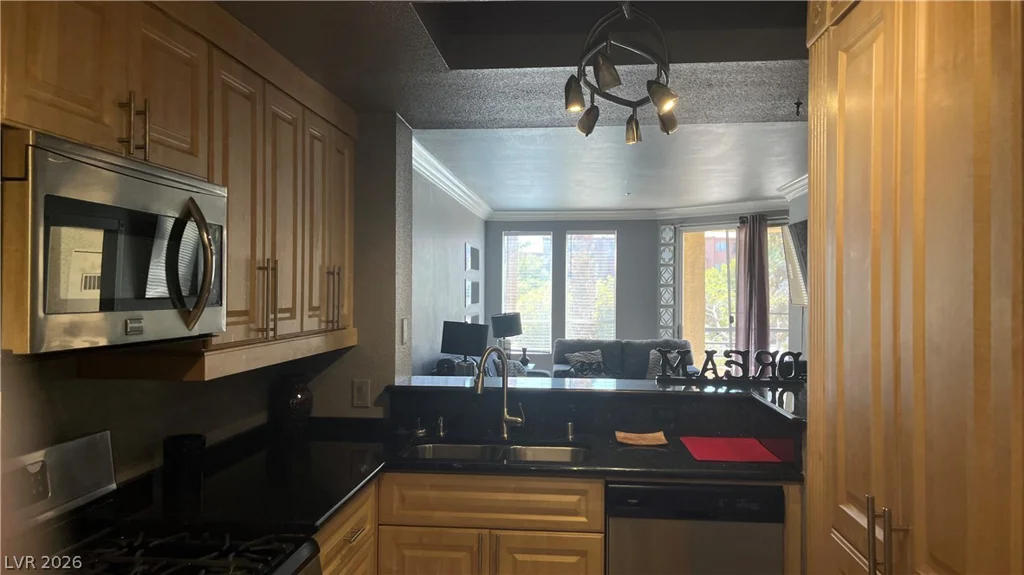 210 Flamingo, Las Vegas, NV 89169