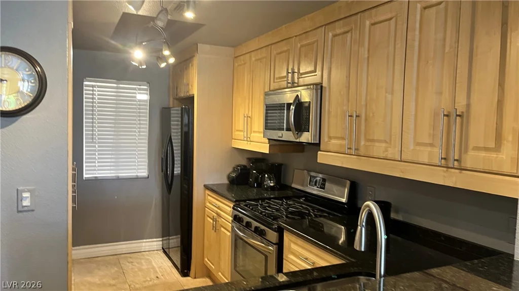 210 Flamingo, Las Vegas, NV 89169