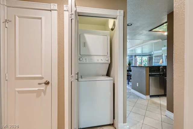 270 Flamingo, Las Vegas, NV 89169