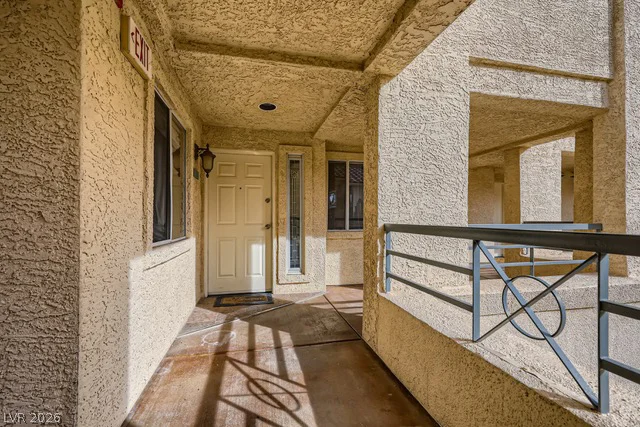 270 Flamingo, Las Vegas, NV 89169