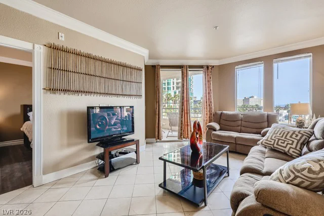 270 Flamingo, Las Vegas, NV 89169