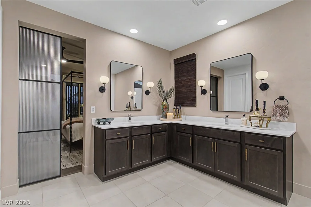 1020 Golden Summit, Las Vegas, NV 89138