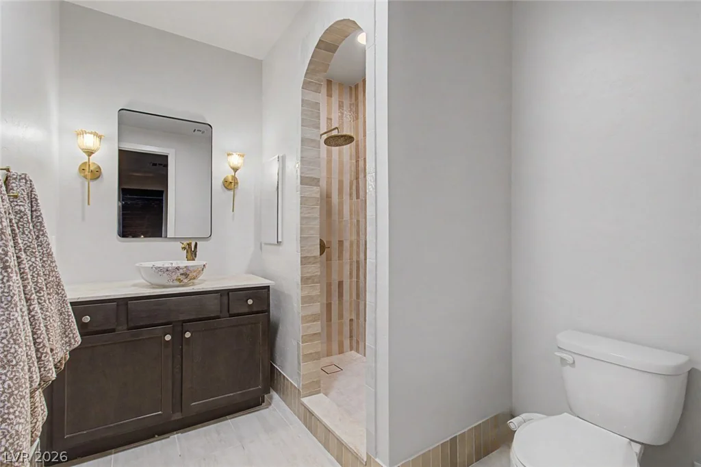 1020 Golden Summit, Las Vegas, NV 89138