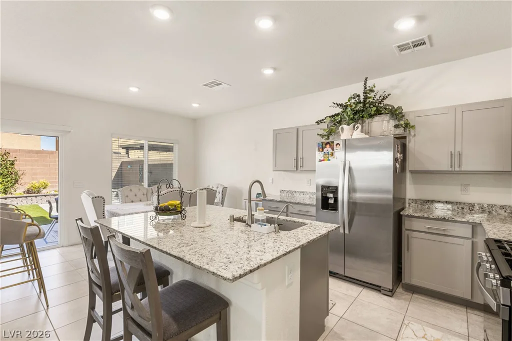 7727 Moore Creek, North Las Vegas, NV 89084