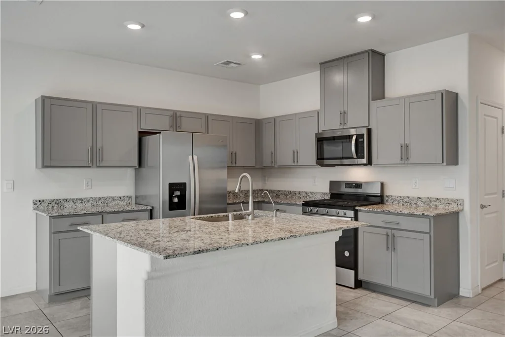 7727 Moore Creek, North Las Vegas, NV 89084