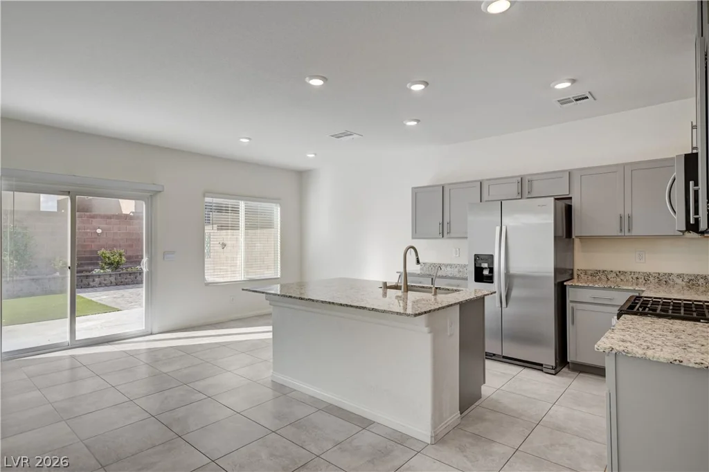 7727 Moore Creek, North Las Vegas, NV 89084
