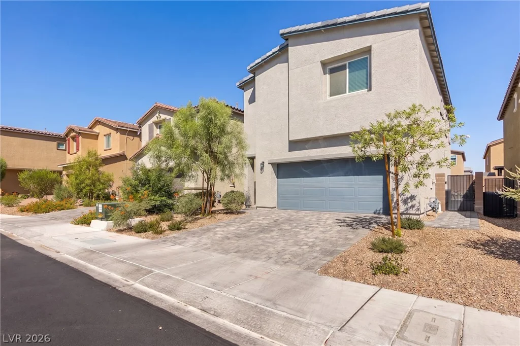 7727 Moore Creek, North Las Vegas, NV 89084