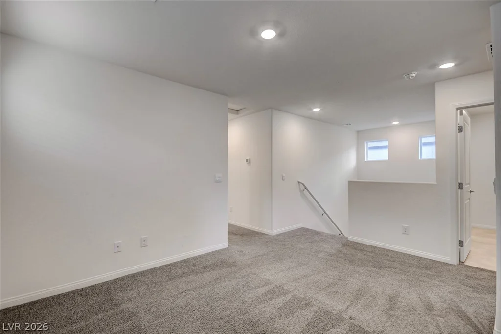 7727 Moore Creek, North Las Vegas, NV 89084