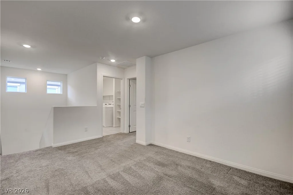 7727 Moore Creek, North Las Vegas, NV 89084