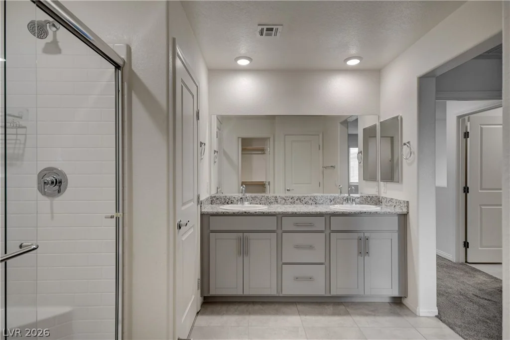 7727 Moore Creek, North Las Vegas, NV 89084