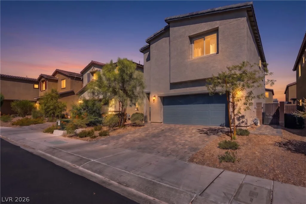 7727 Moore Creek, North Las Vegas, NV 89084