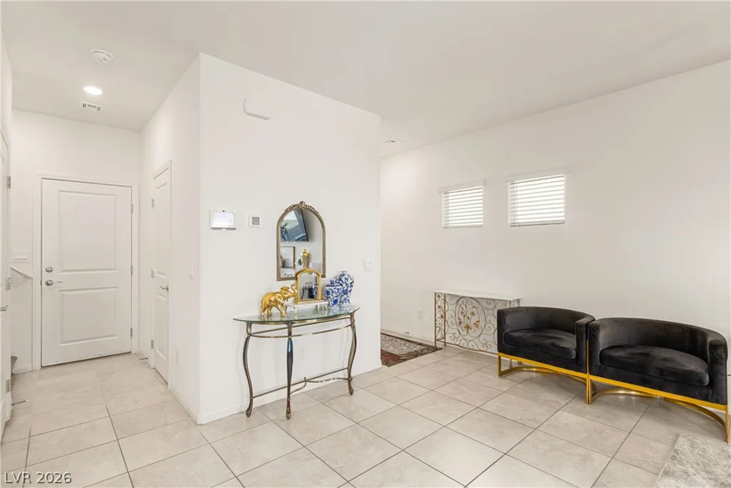 7727 Moore Creek, North Las Vegas, NV 89084