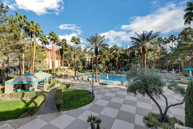 230 Flamingo, Las Vegas, NV 89169