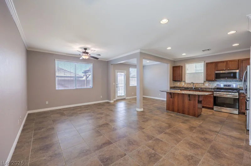 10753 Dobbs, Las Vegas, NV 89166