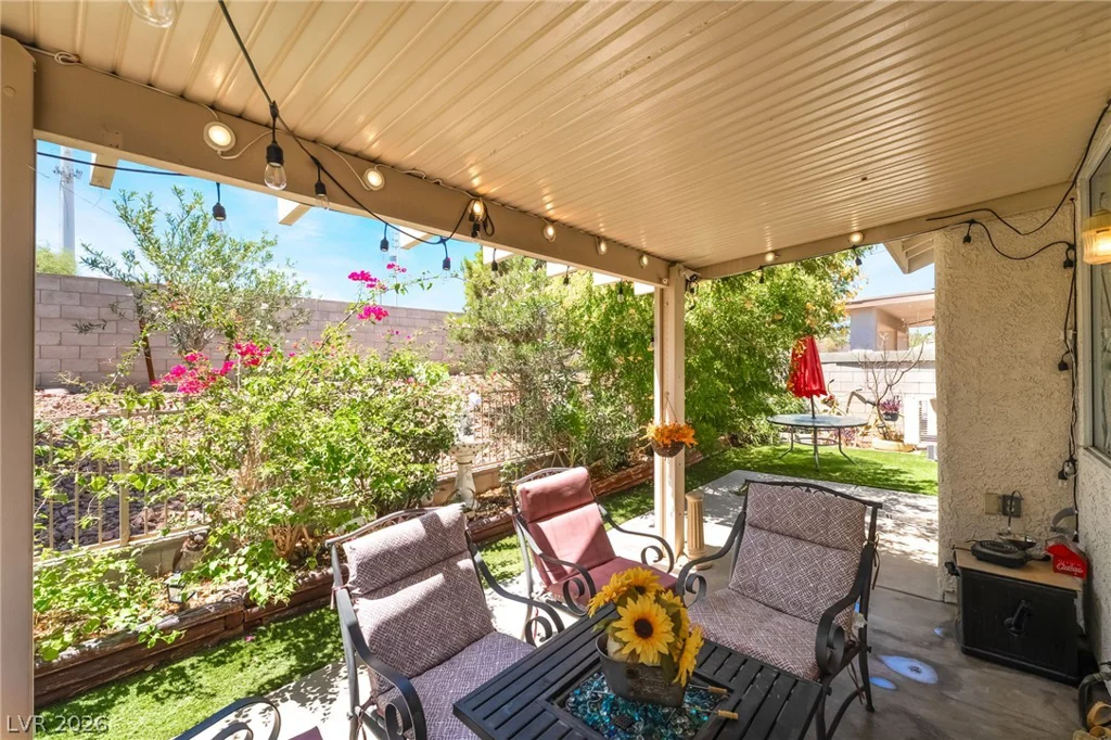 1189 Simms, Henderson, NV 89074
