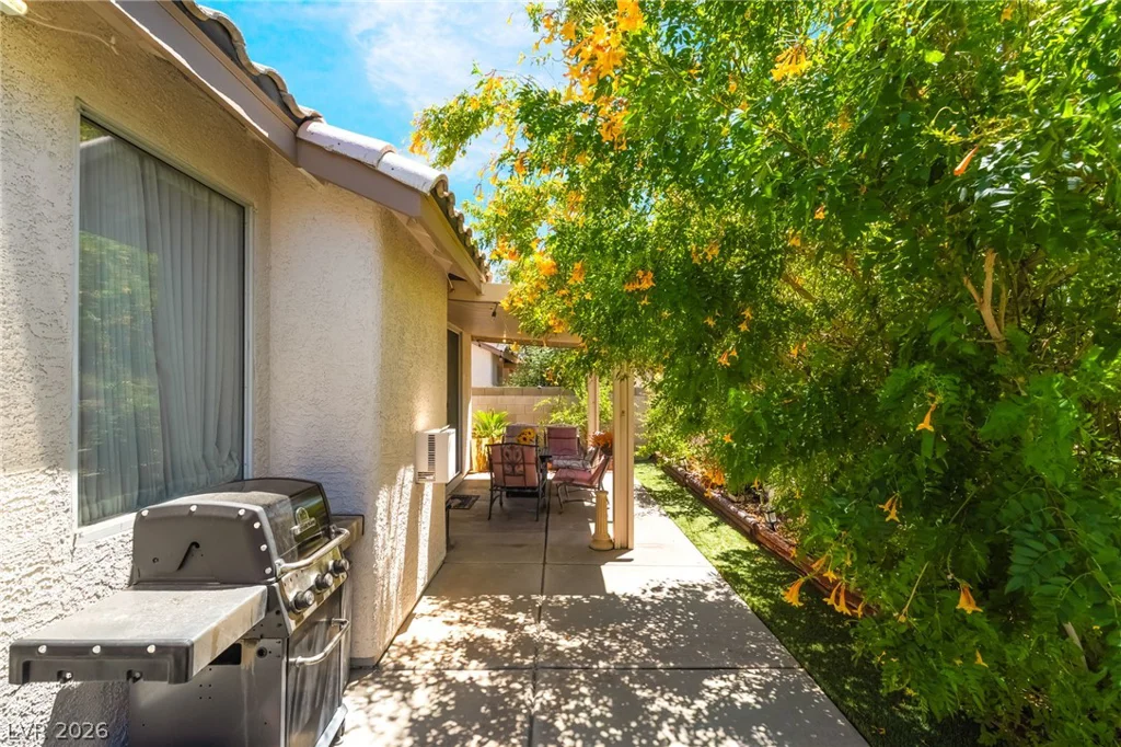 1189 Simms, Henderson, NV 89074