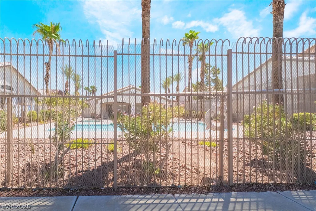1189 Simms, Henderson, NV 89074