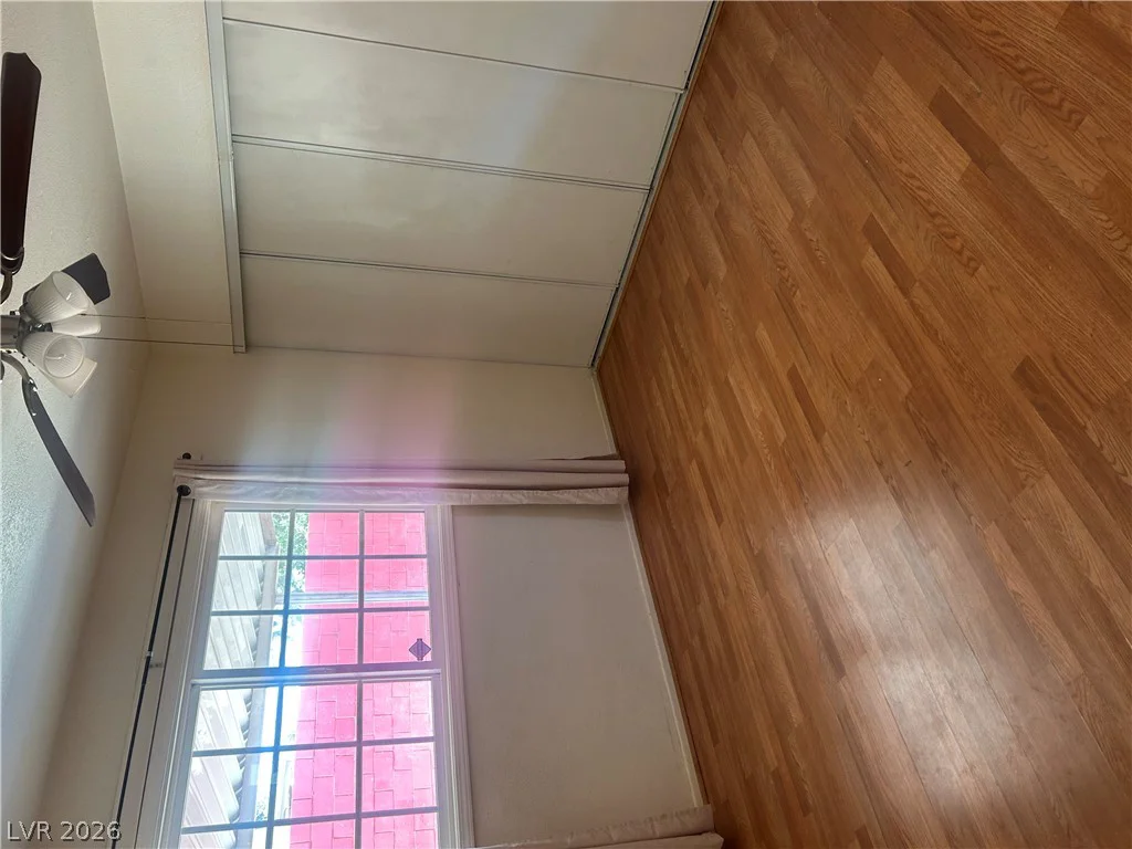 2410 Oak Glen, Las Vegas, NV 89115