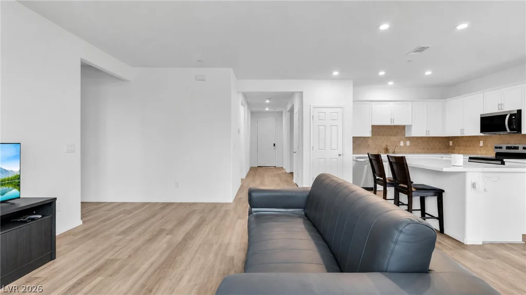 4709 Woodland, Las Vegas, NV 89121