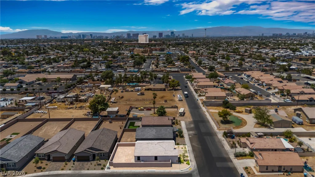 4709 Woodland, Las Vegas, NV 89121