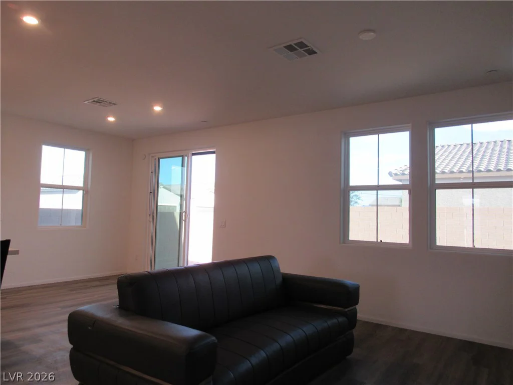 4709 Woodland, Las Vegas, NV 89121